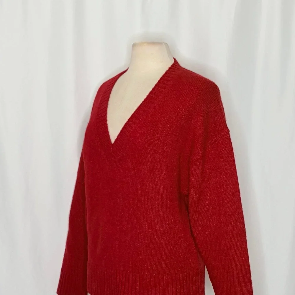 J. CREW Relaxed V Neck Pullover Sweater‎ Solid Red Merino Wool Alpaca Medium